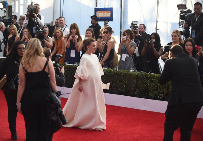 Je Natalie v Diorjevi obleki blestela ali ne? | Foto: Getty Images