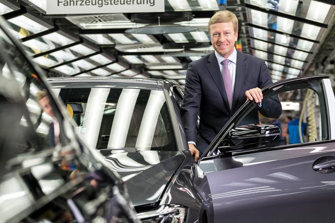 Le nekaj dni kasneje je v intervjuju Oliver Zipse, izvršni predsednik skupine BMW, potrdil, da tudi pri BMW-ju pričakujejo težave s polprevodniki vse do leta 2024. | Foto: BMW