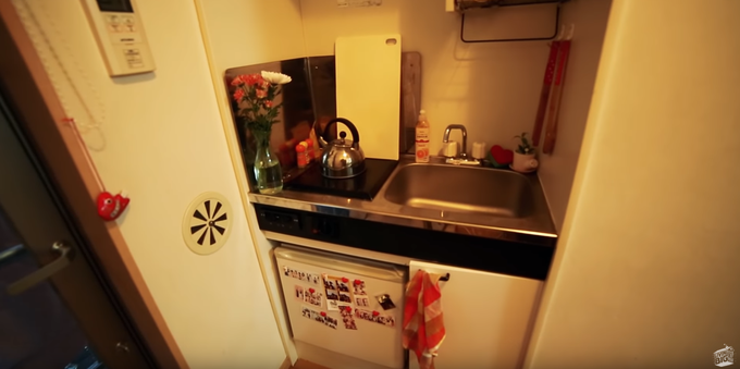 Kuhinjski del.  | Foto: Youtube/Living big in a tiny house