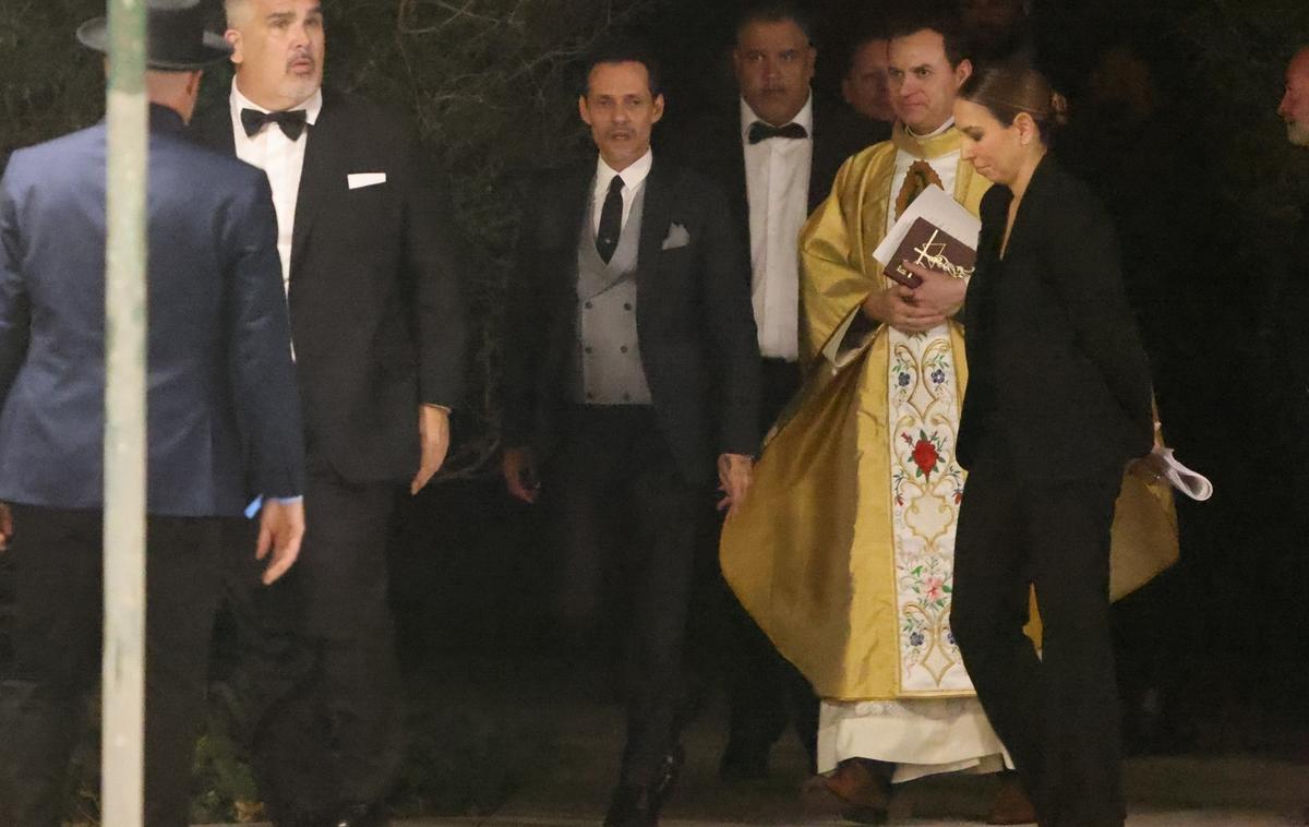 Marc Anthony poroka | Marc Anthony je na slovesnosti nosil obleko Christiana Diorja. | Foto Profimedia