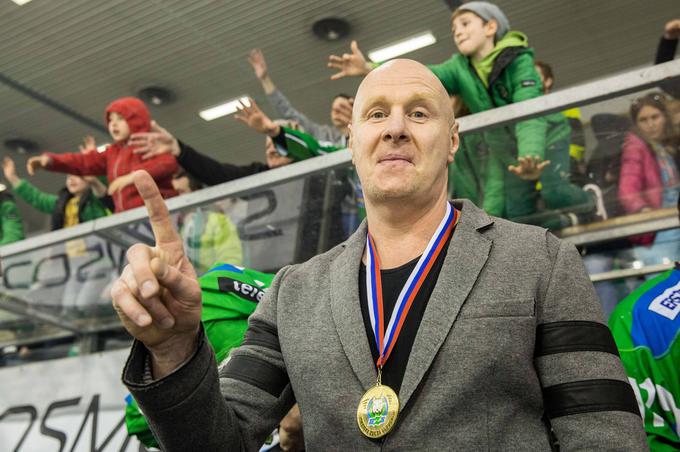 Olimpija je po Popovičevih besedah v stiku s štirimi trenerji. Bo Bojan Zajc ostal glavni trener? | Foto: Vid Ponikvar