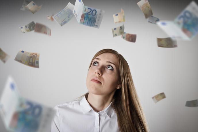 plača denar evro zaslužek | Na dnevu odprtih vrat Zveze svobodnih sindikatov Slovenije lahko preverite, ali je vaša plača pravilna obračunana.  | Foto Thinkstock