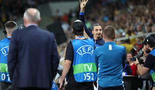 Slovenija dihala kot eno: "Ibrahimović se je zaradi tega vozil kar pet ur" #video