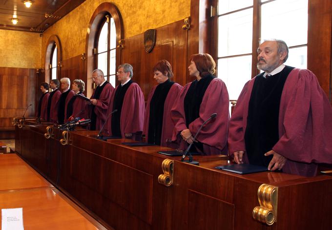 V pol leta se bosta zamenjali dve tretjini ustavnih sodnikov. | Foto: Tina Deu