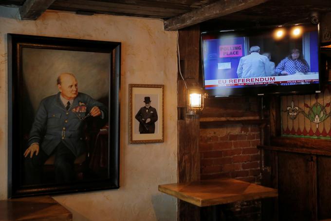 Brexit spremljajo tudi v ZDA v pubu, posvečenem nekdanjemu britanskemu premierju Winstonu Churchillu. | Foto: Reuters