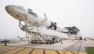 Plovilo podjetja SpaceX uspešno pristalo na ISS