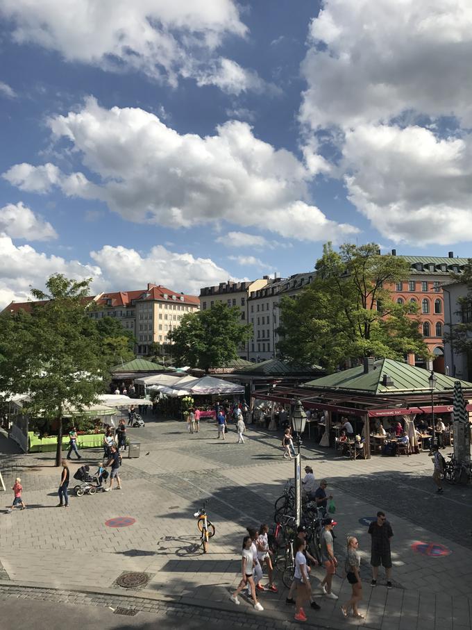 Pogled na tržnico Viktualienmarkt v središču Münchna. | Foto: Osebni arhiv