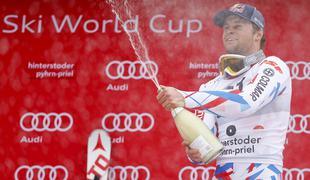 Francozu druga zmaga v treh dneh, Hirscher drvi proti rekordnemu globusu