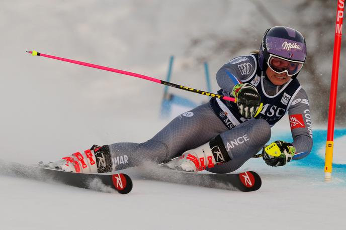 Tessa Worley | Tessa Worley bo izpustila tekmi hitrih disciplin v Val Gardeni. | Foto Reuters
