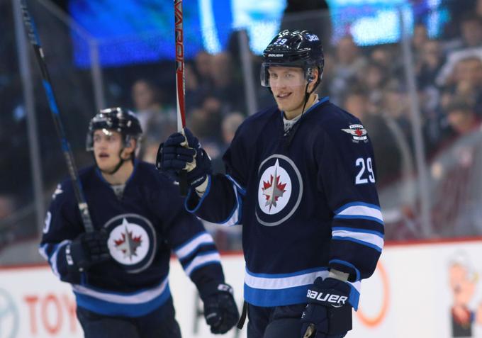 Finski mladenič Patrik Laine je mrežo Dallasa zatresel trikrat. | Foto: Reuters