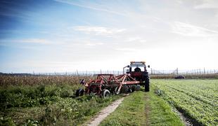 Bruselj: Slovenskim kmetom 1,7 milijona evrov pomoči