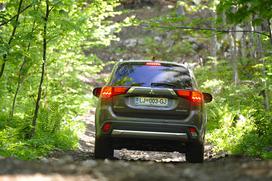 Mitsubishi outlander AWD S-AWC - test