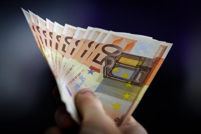 Eurostat potrdil 2,4-odstotno marčevsko inflacijo na območju evra