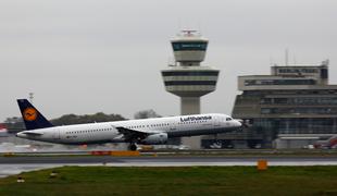 Lufthansa ob polnoči začenja stavko, odpovedali 1.300 poletov