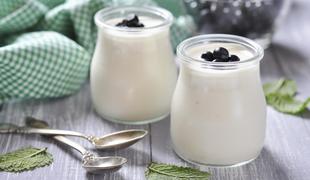 Kako uporabiti jogurte, ki jim bo potekel rok uporabe