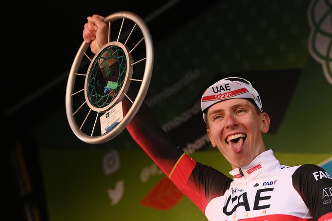 Razposajeni Pogačar po zmagi na Lombardiji, njegovi zadnji dirki v sezoni 2021, ki jo je prvič v karieri končal kot številka ena na jakostni lestvici UCI. | Foto: Guliverimage/Vladimir Fedorenko