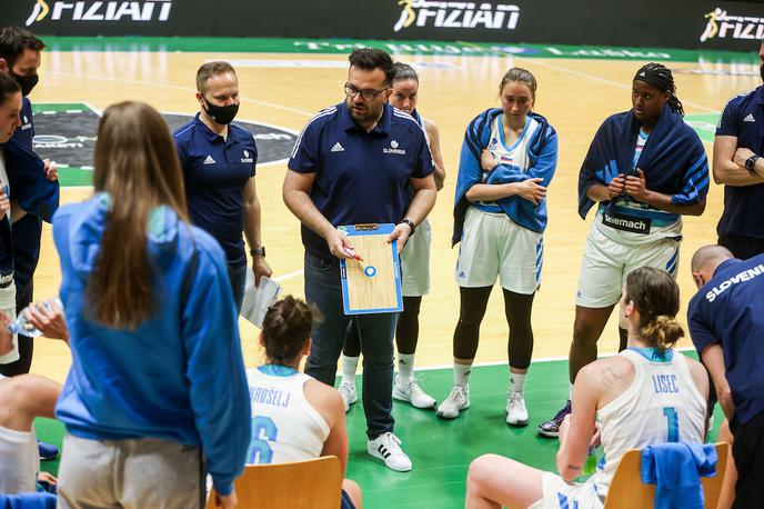 Slovenija : Črna Gora (ženska košarka, priprave na EuroBasket) | Slovenske košarkarice do začetka EuroBasketa čaka še pet pripravljalnih tekem. | Foto Vid Ponikvar