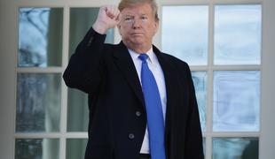 Poročilo: Trump poskušal odstaviti Muellerja