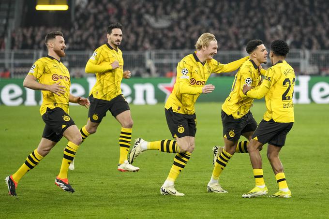 Borussia Dortmund je po izenačenju na prvi tekmi na povratni zmagala z 2:0 in napredovala. | Foto: Guliverimage