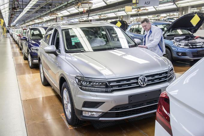 Pri osebnih vozilih je med blagovnimi znamkami septembra prvo mesto slovenskega avtomobilskega trga zasedala znamka Volkswagen, pod katero so prodali 803 vozila. Za njo so se uvrstile Renault (516 vozil), Škoda (471 vozil) in Hyundai (312 vozil). | Foto: Volkswagen