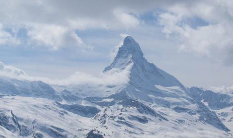 Po skoraj 40 letih našli posmrtne ostanke nemškega alpinista #video