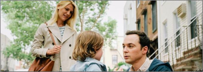 Par iz Brooklyna (Claire Danes in Jim Parsons) išče ustrezen vrtec za štiriletnega sina, ki se raje kot v vojaka oblači v princesko. Med igranjem starševske vloge se med njima vztrajno veča vrzel pri vprašanju, kaj je najbolje za sina. • V nedeljo, 26. 5., ob 7.50 na Cinemax 2.* │ Tudi na HBO OD/GO.

 | Foto: 