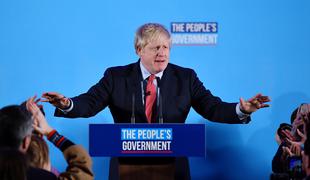 Johnson bi z zakonom prepovedal podaljšanje prehodnega obdobja za brexit