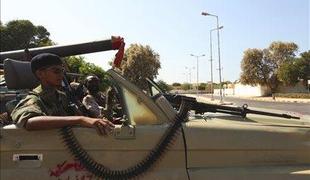Uporniki vse bližnje Sirti; v Tripoliju mirno