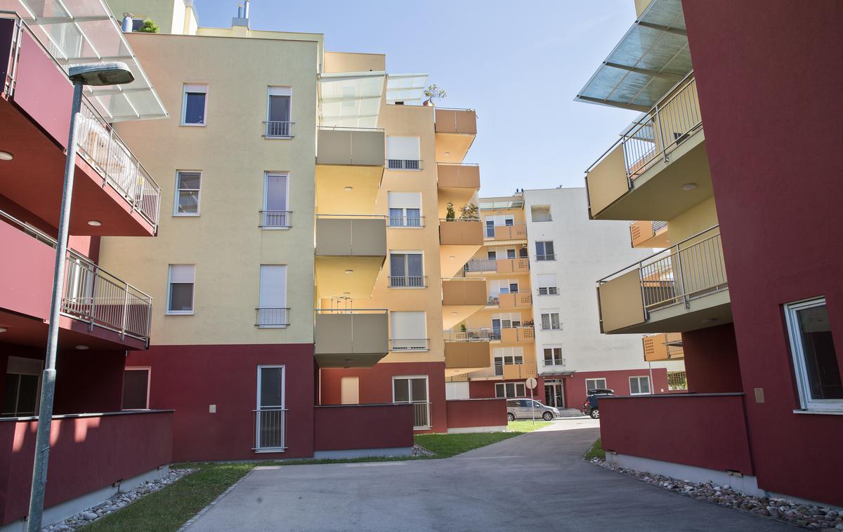 Nepremičnine | Povprečna cena rabljenega stanovanja na ravni države je v prvem polletju letos prvič presegla mejo 1.900 evrov na kvadratni meter.  | Foto Bor Slana