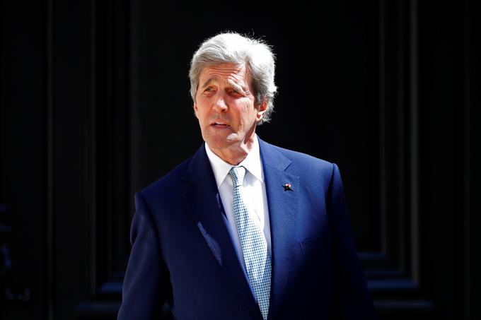 John Kerry je bil v mandatu predsednika Obame minister za zunanje zadeve, zdaj je posebni odposlanec predsednika Bidna za podnebje. | Foto: Reuters