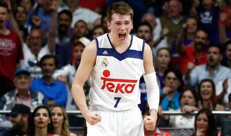 Neverjetni Luka Dončić z izjemno igro osvojil Valencio