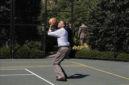 Obama ob nedeljah ni le predsednik, ampak tudi košarkarski trener