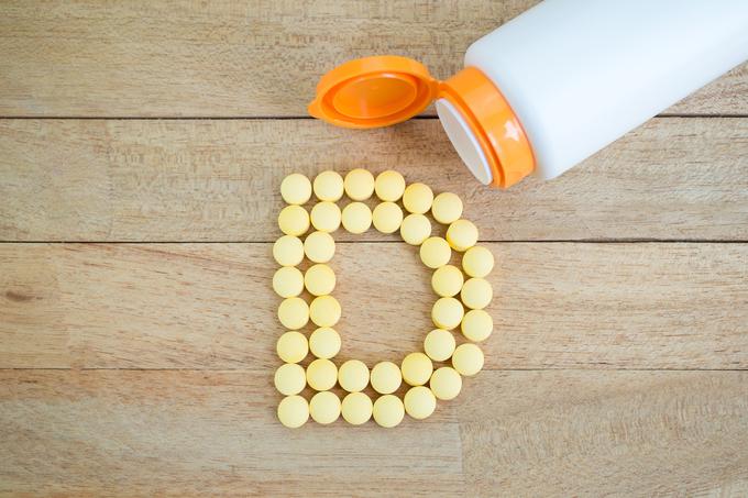 Strokovnjaki svetujejo nadomeščanje vitamina D3 v preventivne namene z odmerki 20 do 50 mikrogramov na dan. | Foto: Getty Images