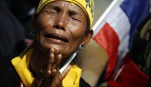 Tajski protestniki zapustili generalštab vojske