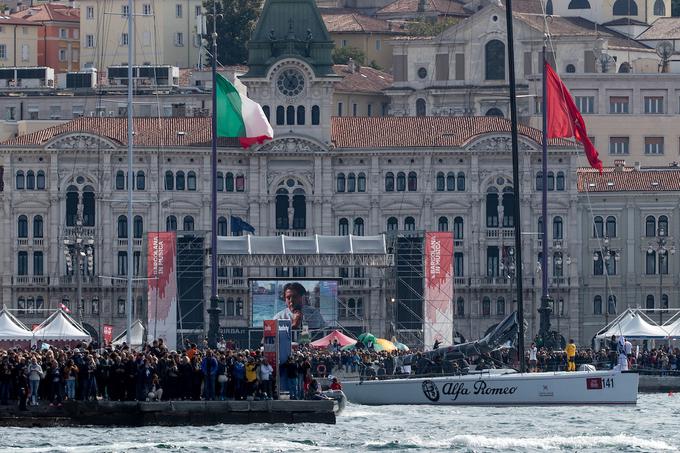 Zmagala je italijanska jadrnica Alfa Romeo, ki jo je krmaril Furio Benussi. | Foto: Morgan Kristan / Sportida