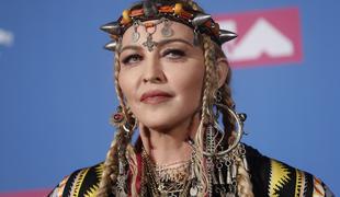 Kritiki raztrgali Madonno: Namesto da bi govorila o Arethi, si govorila o sebi! #video