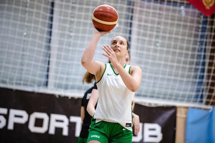 Trening ženske košarkarske reprezentance, Zala Friškovec | Zala Friškovec | Foto Blaž Weindorfer / Sportida