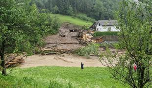 Katastrofalne razmere na območju Črne na Koroškem, na pomoč vojska #video #foto