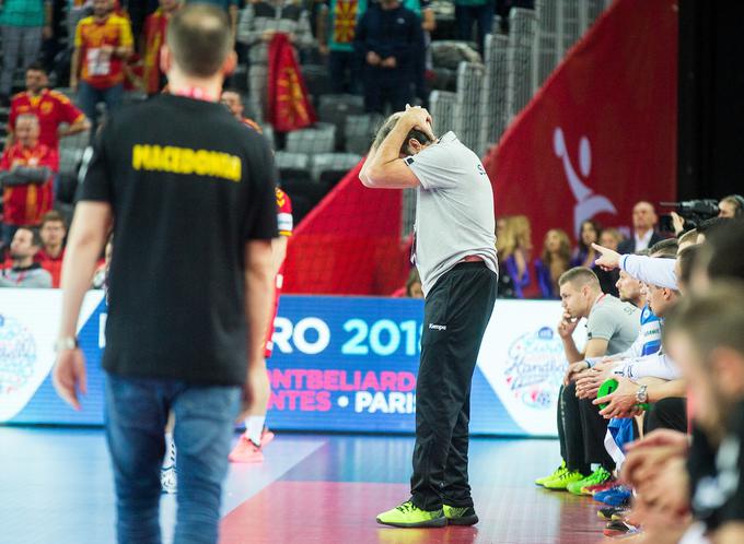 Kar trikrat si je ogledal tekmo z Makedonijo. Naštel je 19 sodniških napak. | Foto: Žiga Zupan/Sportida
