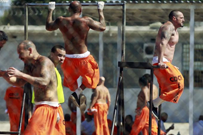 Združene države Amerike imajo eno največjih zaporniških populacij na svetu. Za rešetkami je skoraj en odstotek vseh državljanov ZDA. | Foto: Reuters