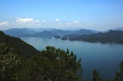 Pozabljeno mesto na dnu kitajskega jezera (video)