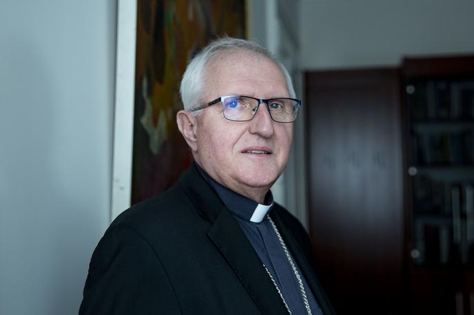 Stanislav Zore | Sodelovanje med Cerkvijo in državo nadškof Stanislav Zore na splošno ocenjuje kot dobro.  | Foto Ana Kovač