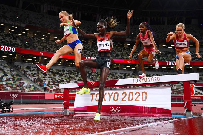 Maruša Mišmaš Zrimšek je z novim državnim rekordom na tri tisoč metrov z zaprekami tekmovanje končala na šestem mestu. | Foto: Reuters