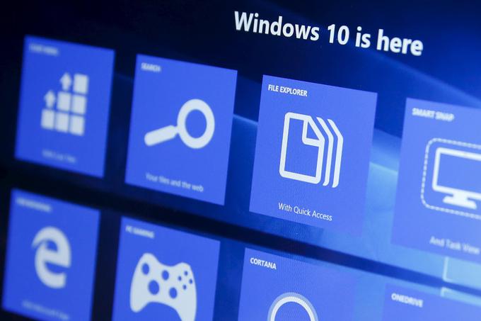 V treh letih, odkar so ga predstavili, je Windows 10 našel svoje mesto le na 34 odstotkih računalnikov po vsem svetu. | Foto: Reuters