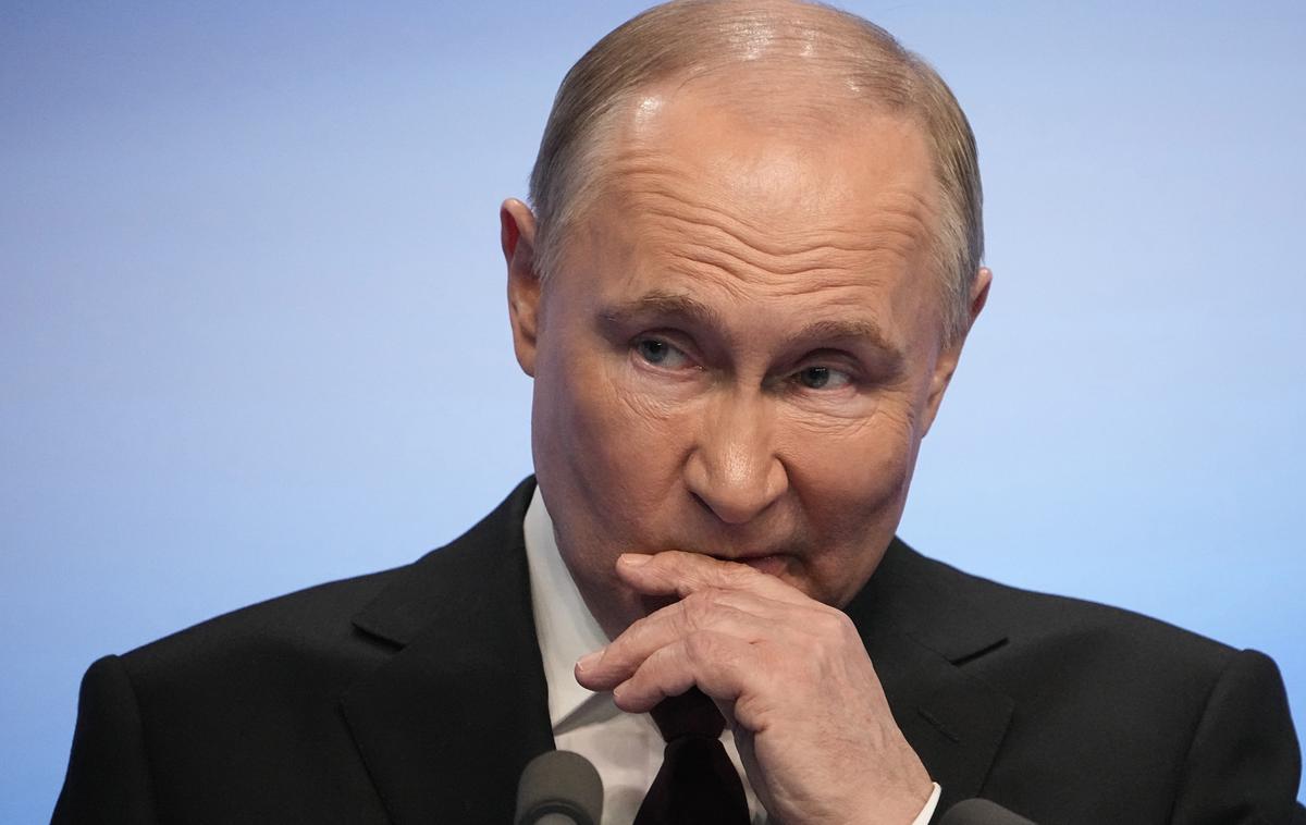 Vladimir Putin | Ruski predsednik Vladimir Putin poskuša s prikritimi grožnjami prestrašiti finsko in švedsko javnost ter ju prepričati, da je bil vstop v Nato napaka. | Foto Guliverimage