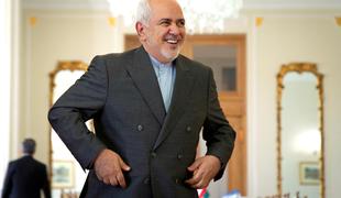 Iranski zunanji minister nepričakovano prispel na vrh G7