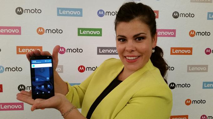 Motorola Z je trenutno najtanjši pametni telefon na svetu. | Foto: Srdjan Cvjetović