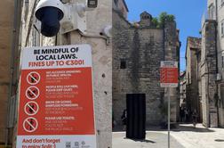 V Splitu turiste opozarjajo, kdaj jih lahko doleti 300 evrov kazni #foto