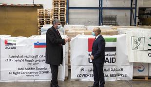 Združeni arabski emirati Sloveniji podarili sedem ton zaščitne opreme #video