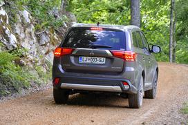 Mitsubishi outlander AWD S-AWC - test